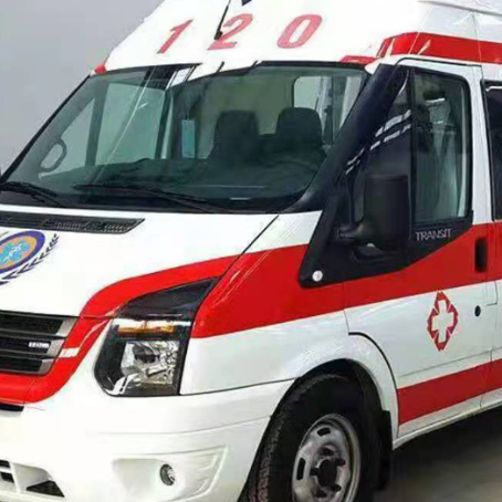 云南非急救护送病人转院租赁救护车的优缺点对比